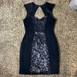 GUESS CUTOUT BACK BLACK BODY CON DRESS